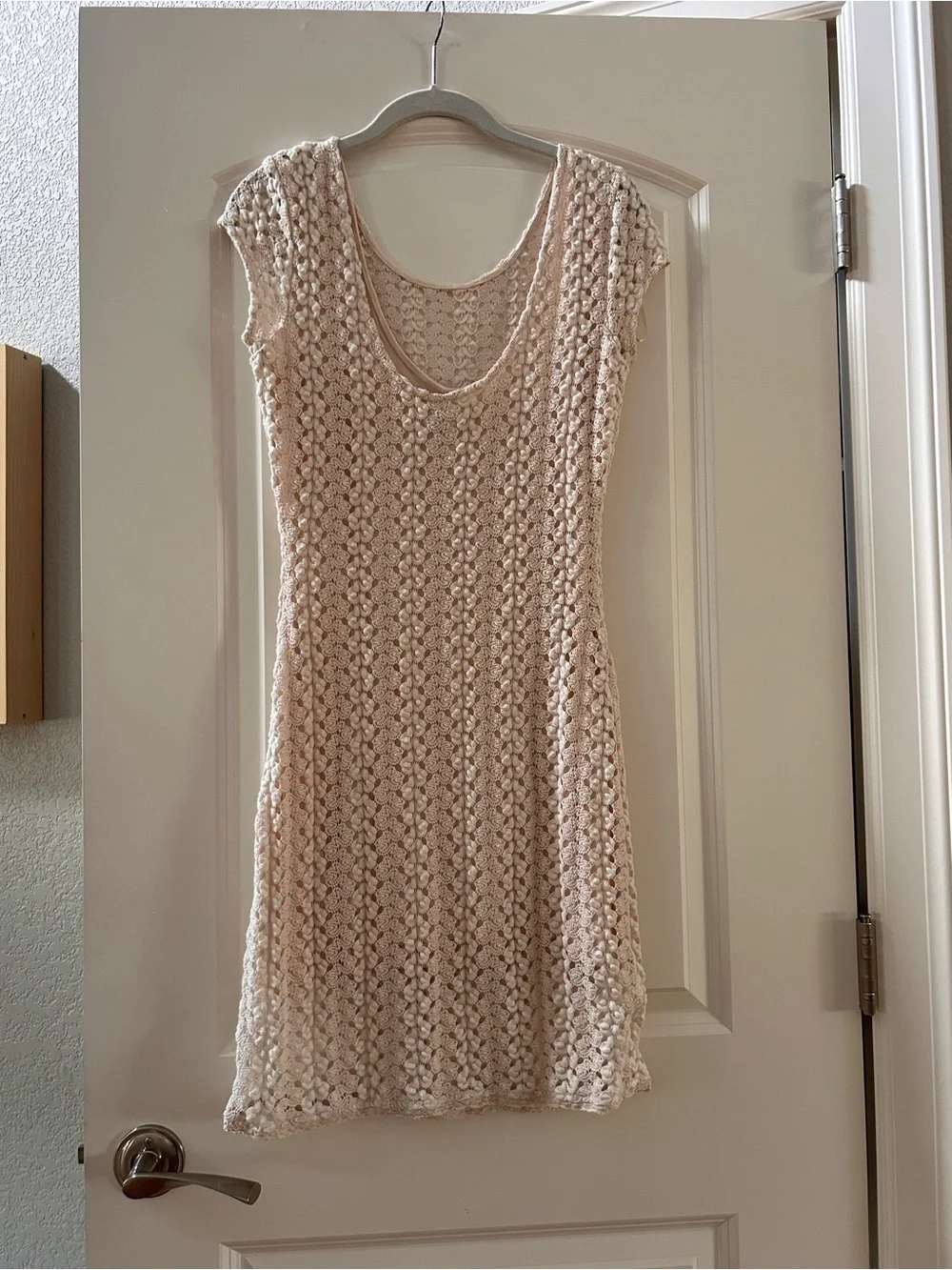 Free People Cream Crocheted BodyCon Mini Dress. Lined. Boho. Coastal cowgirl. M